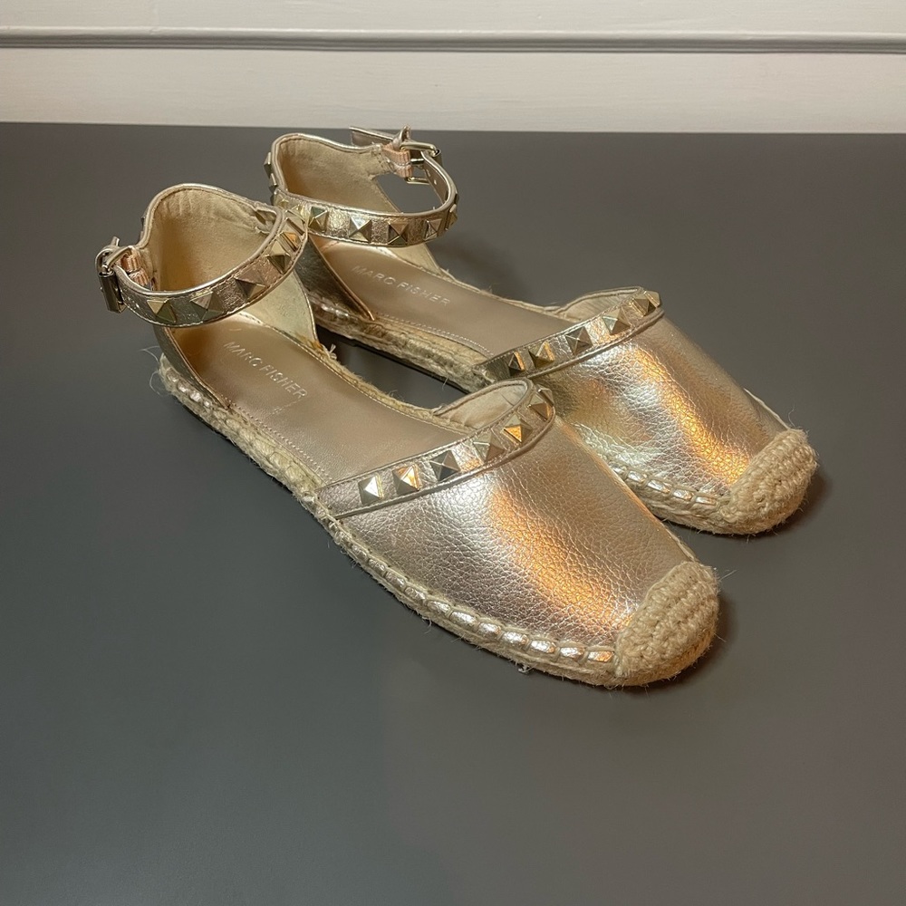 Marc Fisher Graze Espadrille Flat gold Size 6 1/2